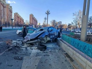 SU7爆燃致3人遇难！小米午后股价跳水