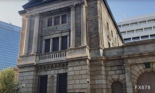日本通胀警报拉响！大米价格暴涨90%引爆加息倒计时，央行行长紧急发声
