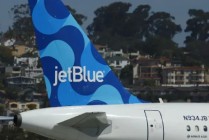 捷蓝航空宣布进一步削减航班及成本