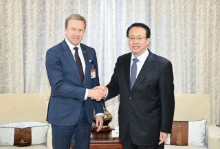 中国发展高层论坛2025年年会召开之际，龚正在京会见这些跨国公司高管