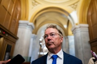 共和党税改案参议院遇阻 特朗普抨击保守派议员“疯狂”