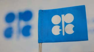 外盘头条：美联储褐皮书显示经济活动放缓 OpenAI付费企业用户破300万 马斯克呼吁美民众“扼杀”税改法案