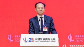 物美张文中：金融服务民营经济在当前尤为重要
