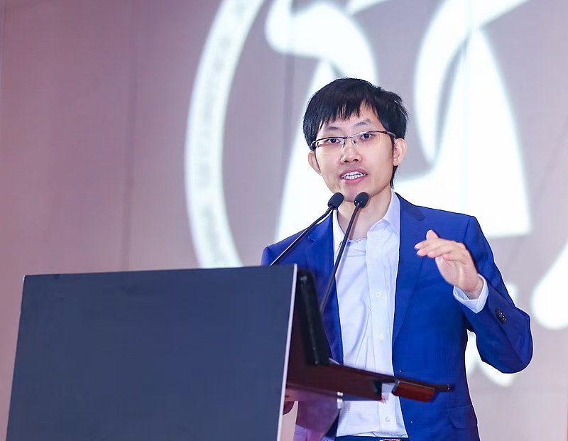 DeepSeek梁文锋首次进入全球富豪榜  第1张