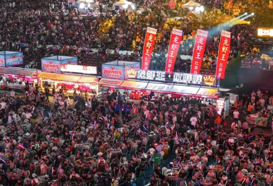 “苏超”能赚多少钱？  第5张